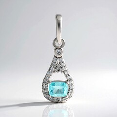 Gouden hanger met een Braziliaanse Paraiba toermalijn