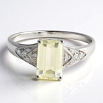 Anello in argento con Kunzite Canarino