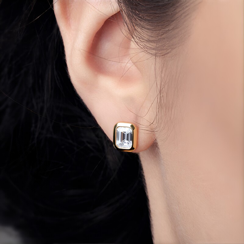 Gouden oorbellen met SI1 (H) Diamanten (CIRARI)