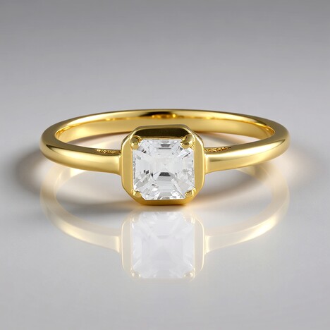 Anello in argento con Zircone