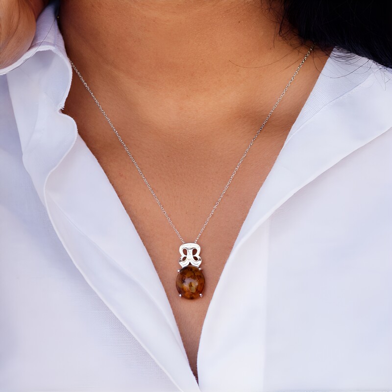 Colgante en plata con Cuarzo Dinosaurio