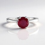 Anello in argento con Rubino del Madagascar