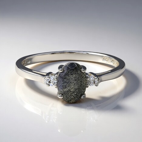 Anello in argento con Labradorite