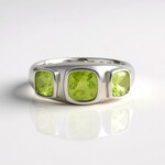 Bague en argent et Péridot (de Melo Essence)