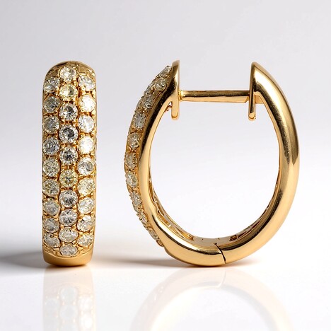 Orecchini in oro con Diamante Fancy SI2 (CIRARI)