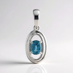Pendentif en argent et Kyanite verte