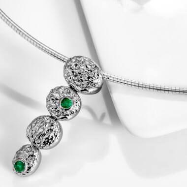 Pendentif en argent et Emeraude de Colombie (MONOSONO COLLECTION)