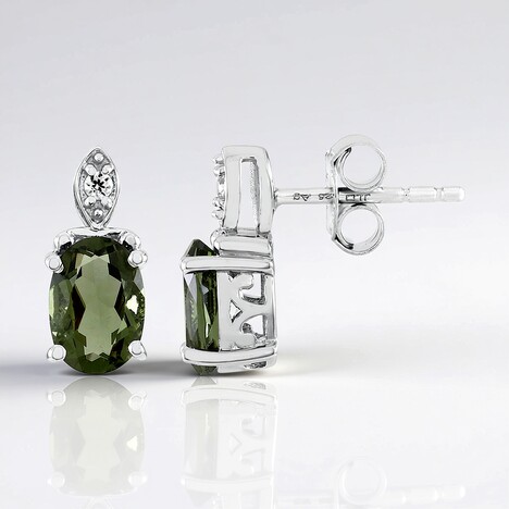 Orecchini in argento con Moldavite