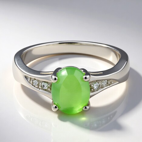 Anello in argento con Crisoprasio Imperiale