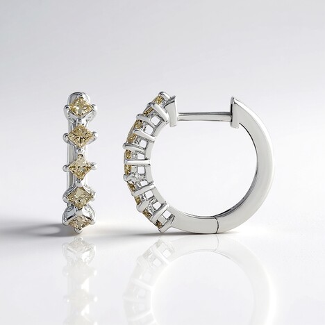 Orecchini in oro con Diamante Cioccolato I2