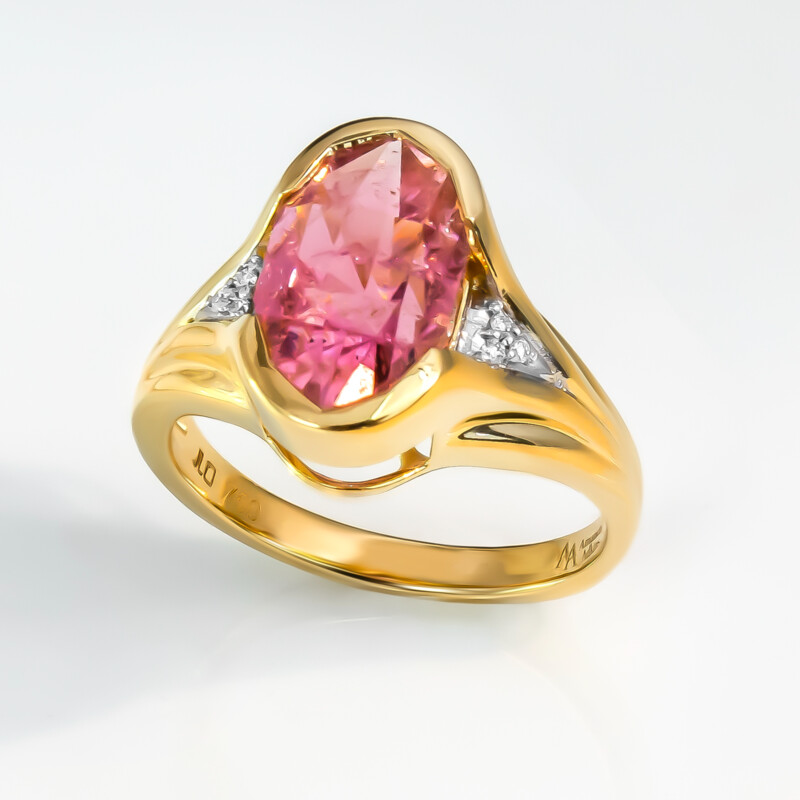 Kalifornischer Pinkfarbener Turmalin-Goldring (Amanda Adkins)