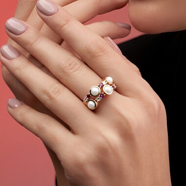 Zilveren ring met witte maanstenen (KM by Juwelo)