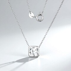 Collana in argento con Topazio Bianco