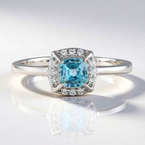 Anello in argento con Zircone Ratanakiri