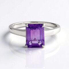 Anello in argento con Ametista del Marocco