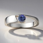 Anello in argento con Tanzanite (non riscaldata) (Pallanova)