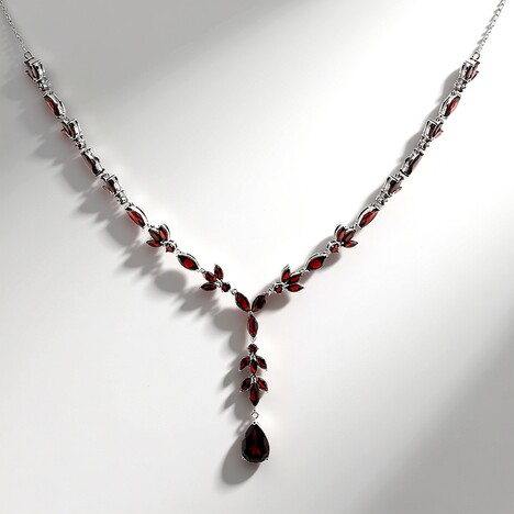 Collana in argento con Granato