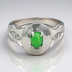 Anello in argento con Crisoprasio Imperiale