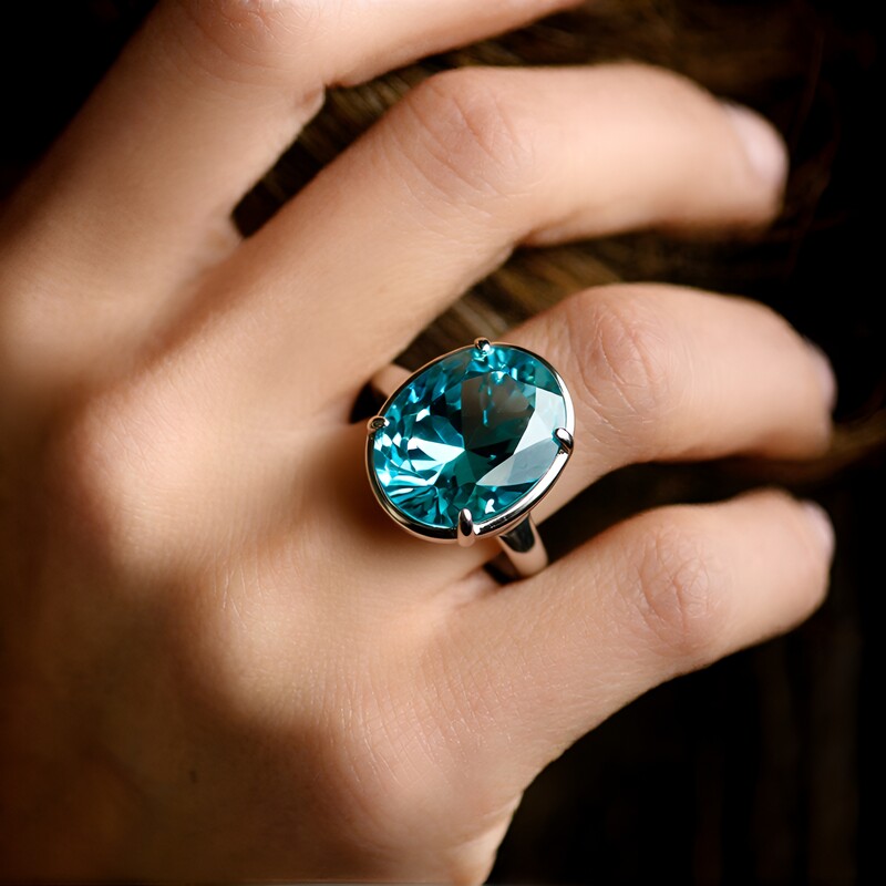 Zilveren ring met een Groene Fluoriet