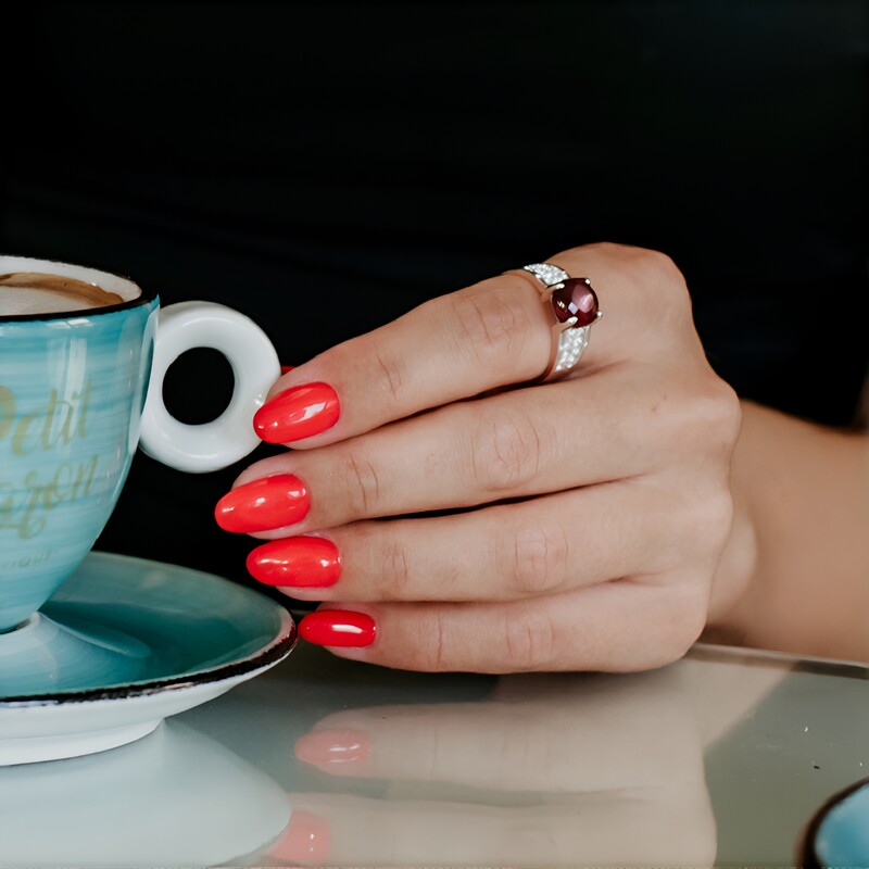 Anillo en plata con Escapolita ojo de gato