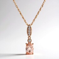 Collar en oro con Morganita AAA