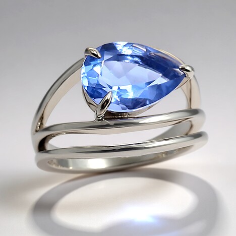 Anello in argento con Fluorite Cangiante