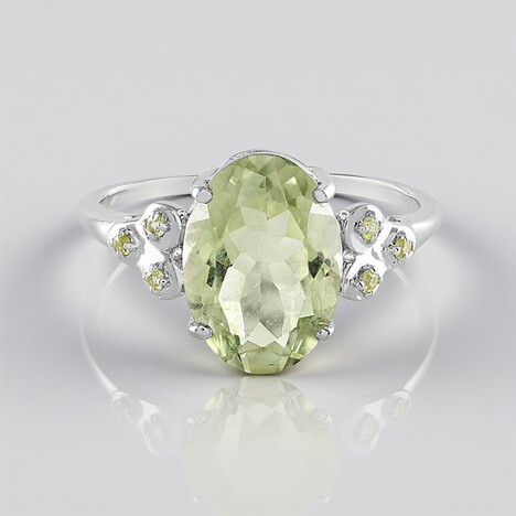 Anello in argento con Ametista Verde
