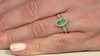 Gouden ring met een Colombiaanse smaragd (CIRARI)
