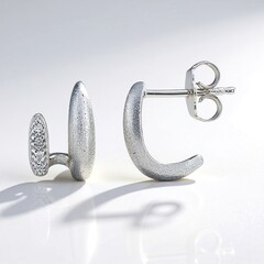 Orecchini in argento con Diamante I1 (G)