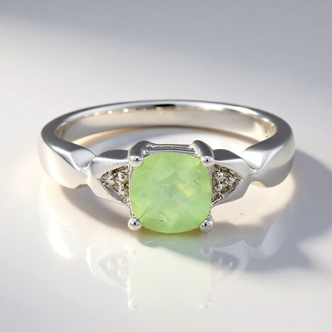 Anello in argento con Prehnite