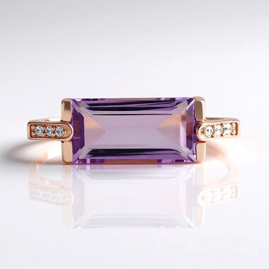 Rose de France Amethyst Silver Ring