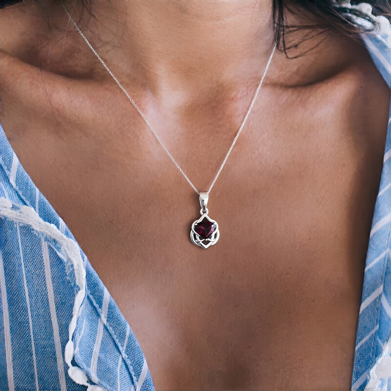 Ciondolo in argento con Rodolite della Rift Valley (de Melo Essence)