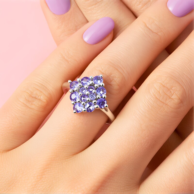 Anillo en plata con Tanzanita