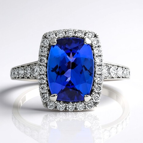 Anello in oro con Tanzanite AAA (CIRARI)