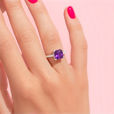 Anillo en plata con Amatista de Siberia