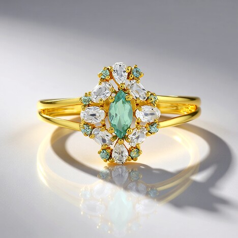 Anello in argento con Zircone Ratanakiri