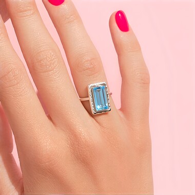 Anello in argento con Topazio Blu Cielo (MONOSONO COLLECTION)