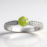 Anello in argento con Sfene