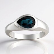 Anillo en plata con Topacio azul de Londres (Pallanova)