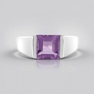 Anillo en plata con Amatista