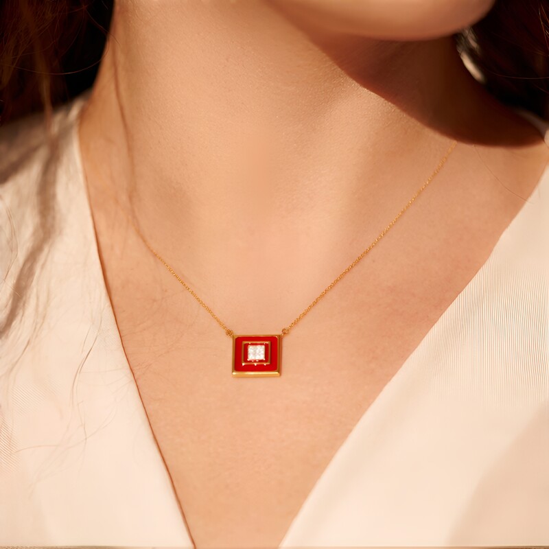 Collar en plata con Zircón