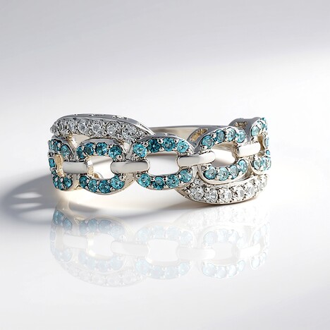 Anello in argento con Zircone