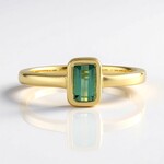 Anello in argento con Tormalina Verde di Benedito (Adela Silber)