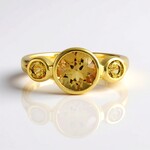 Anello in argento con Scapolite