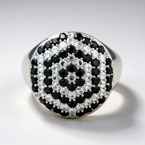 Anello in argento con Spinello Nero