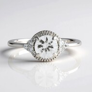 Anillo en plata con Zircón