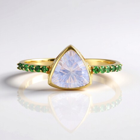 Anello in argento con Quarzo Blue Moon