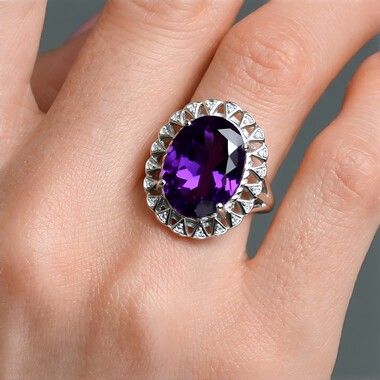 Anillo en plata con Amatista de Marruecos
