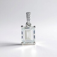 Colgante en plata con Topacio blanco