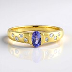 Anello in argento con Tanzanite
